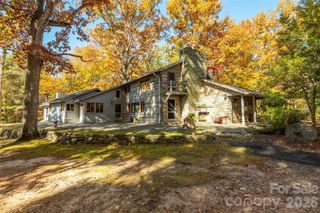 102 Weaver Mill Road, Columbus, NC 28722