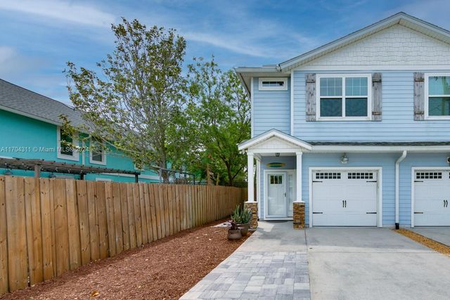 412 S 5TH AVE, Other City - In The State Of Florida, FL 32250