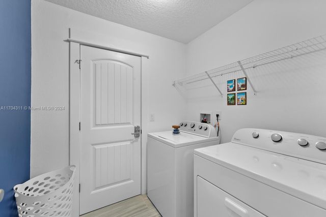 412 S 5TH AVE, Other City - In The State Of Florida, FL 32250