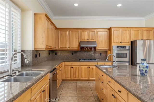 41717 Mesquite Lane, Murrieta, CA 92562
