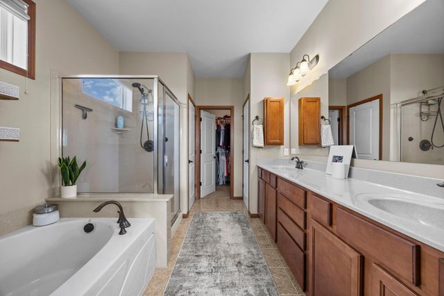 1851 Spring Creek Drive, Carver, MN 55315