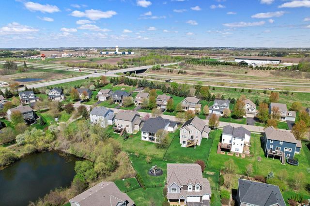1851 Spring Creek Drive, Carver, MN 55315