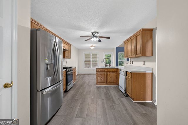 212 Stagecoach Pass, Temple, GA 30179