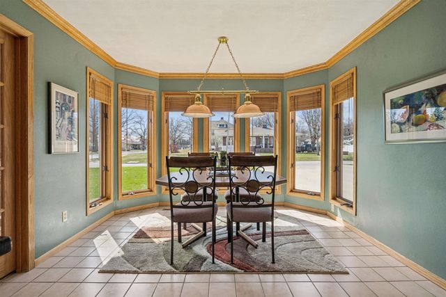 1228 Kimball Avenue, Waterloo, IA 50702