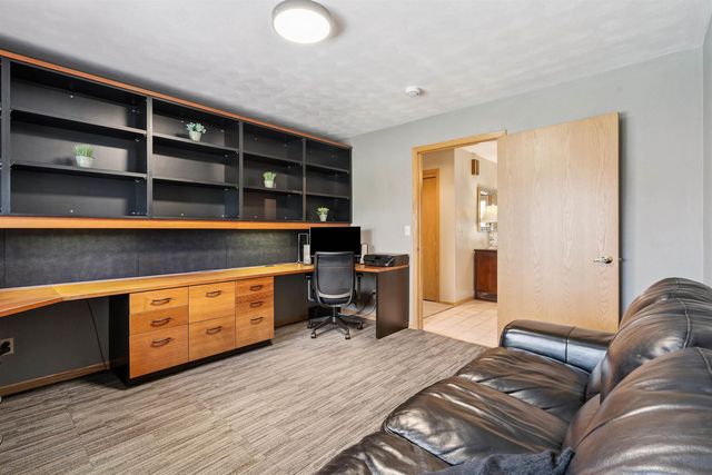 1228 Kimball Avenue, Waterloo, IA 50702