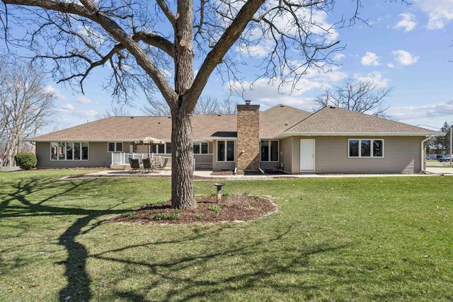 1228 Kimball Avenue, Waterloo, IA 50702