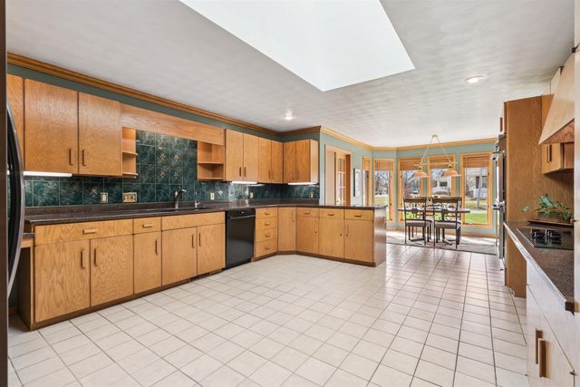 1228 Kimball Avenue, Waterloo, IA 50702