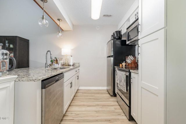 3089 Huntleigh Drive, Raleigh, NC 27604