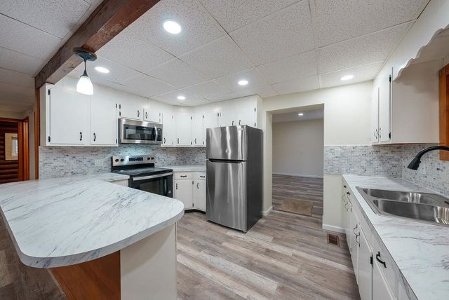 400 WINTER STREET, Fairbanks, AK 99712