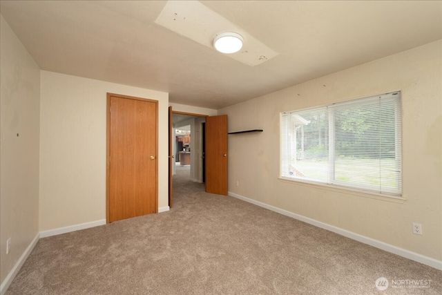 2579 Green Acres Lane, Oak Harbor, WA 98277