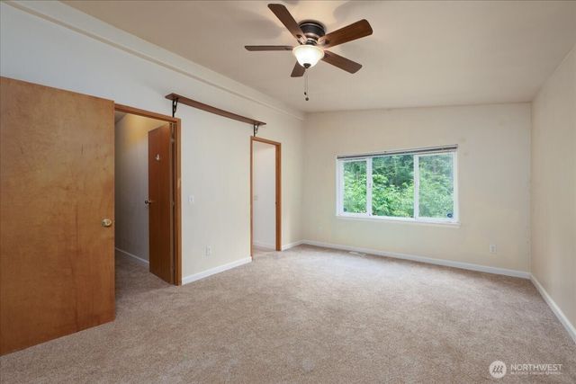 2579 Green Acres Lane, Oak Harbor, WA 98277