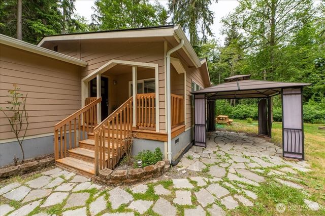 2579 Green Acres Lane, Oak Harbor, WA 98277