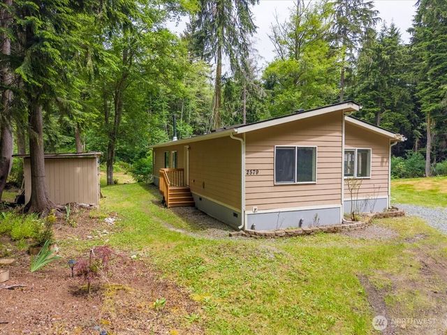2579 Green Acres Lane, Oak Harbor, WA 98277