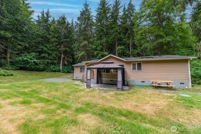 2579 Green Acres Lane, Oak Harbor, WA 98277