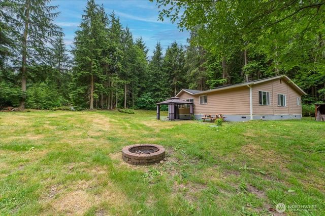 2579 Green Acres Lane, Oak Harbor, WA 98277