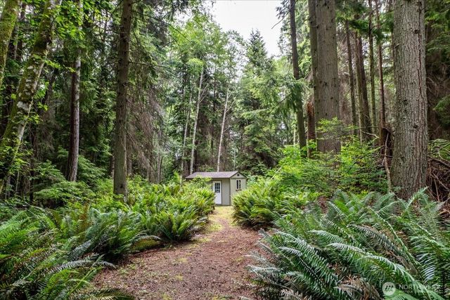 2579 Green Acres Lane, Oak Harbor, WA 98277