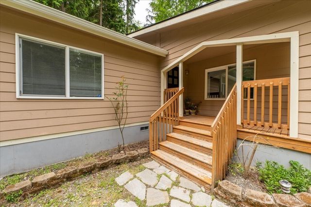 2579 Green Acres Lane, Oak Harbor, WA 98277