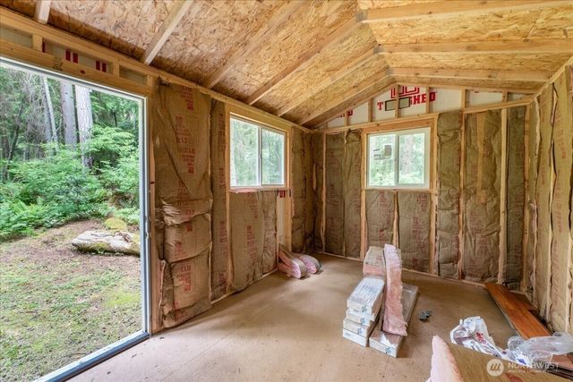 2579 Green Acres Lane, Oak Harbor, WA 98277