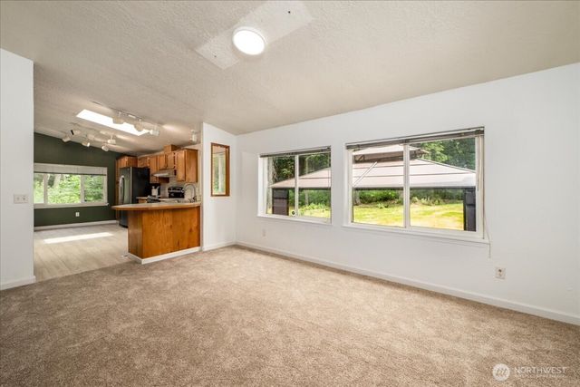 2579 Green Acres Lane, Oak Harbor, WA 98277