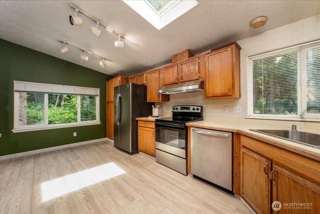2579 Green Acres Lane, Oak Harbor, WA 98277