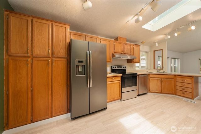 2579 Green Acres Lane, Oak Harbor, WA 98277