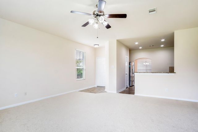 5215 Espuela Lane, Baytown, TX 77521