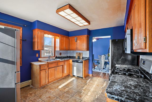 9830 6th Street NE, Blaine, MN 55434