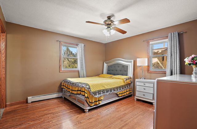 9830 6th Street NE, Blaine, MN 55434