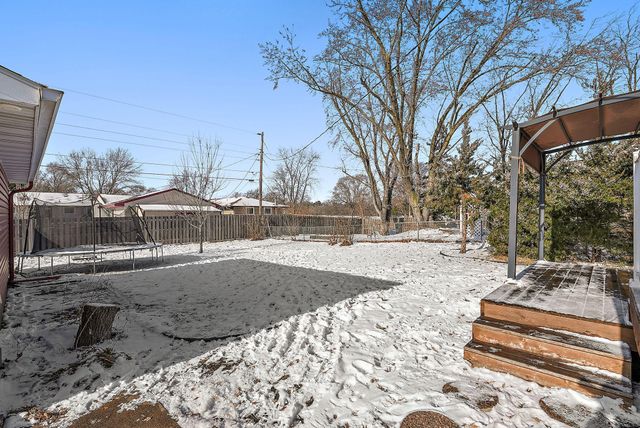 9830 6th Street NE, Blaine, MN 55434