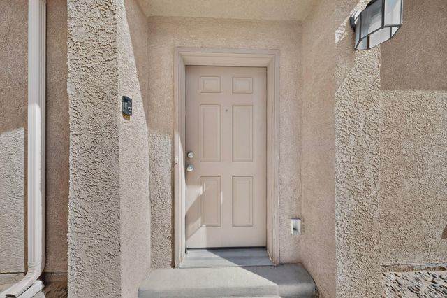 1305 Desert Paintbrush Loop NE, Rio Rancho, NM 87144