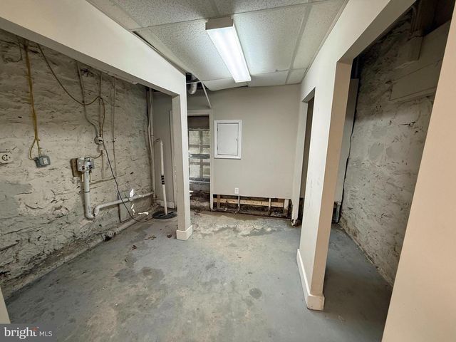 1613 N SMALLWOOD ST, Baltimore, MD 21216