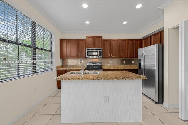3345 NW 11th Avenue, Pompano Beach, FL 33064