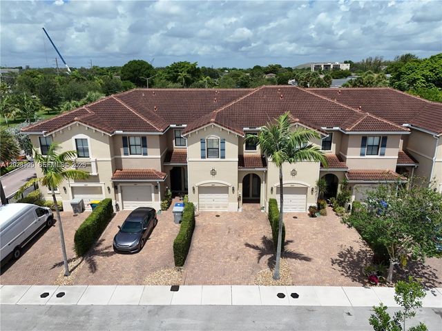 3345 NW 11th Avenue, Pompano Beach, FL 33064