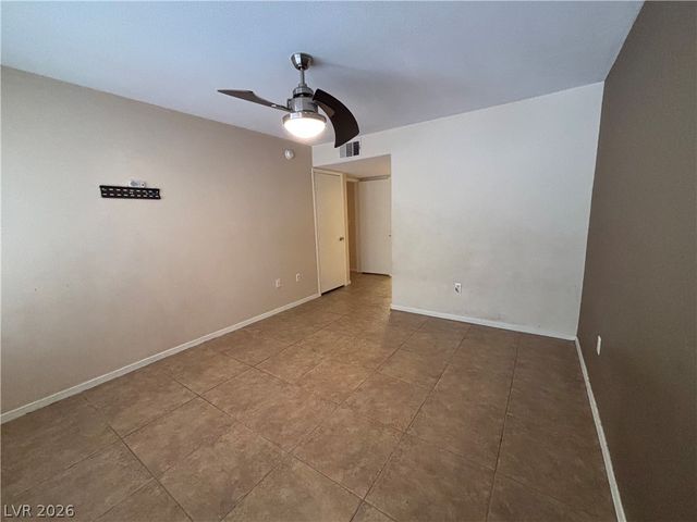 5710 East Tropicana Avenue 1172, Las Vegas, NV 89122