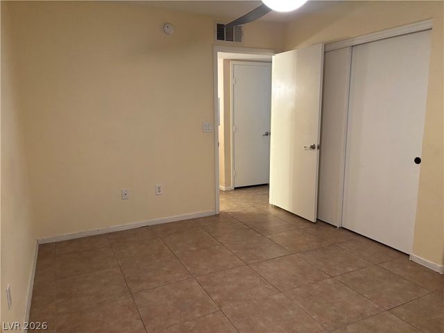 5710 East Tropicana Avenue 1172, Las Vegas, NV 89122