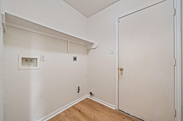 21115 Hidden Bridle Court, Houston, TX 77073