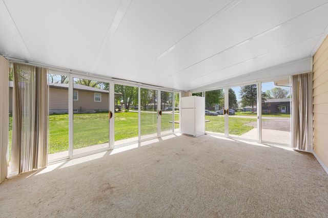 1507 Babbitt Court, Faribault, MN 55021