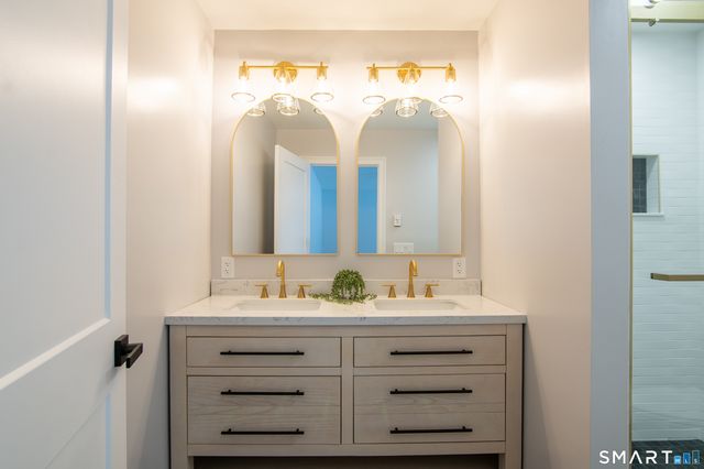 344 Sabin Street, Putnam, CT 06260