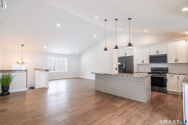 344 Sabin Street, Putnam, CT 06260