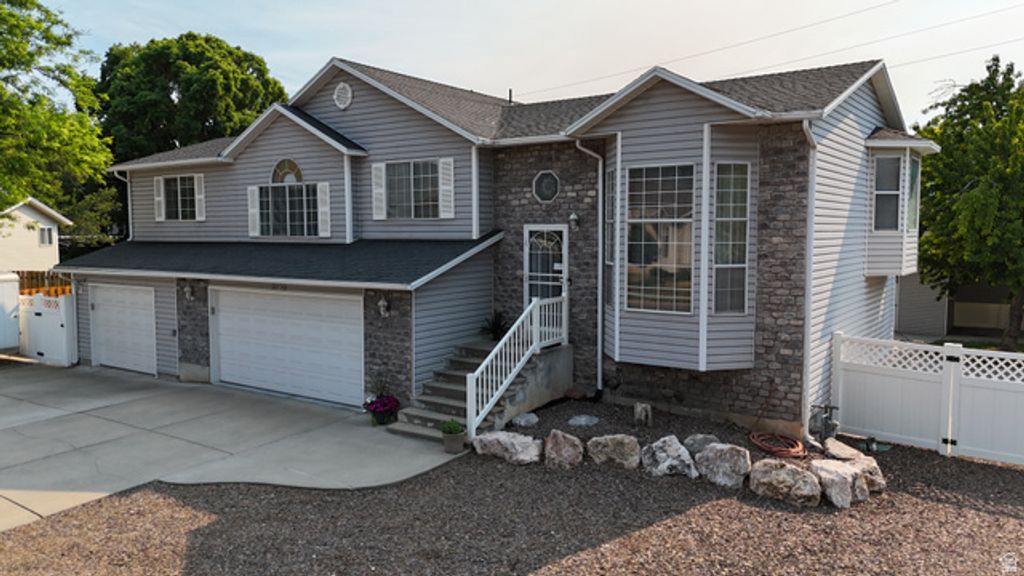 3793 S 650 W, Riverdale, UT 84405