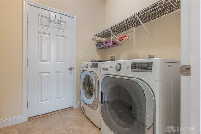 10049 Meadow Woods Lane, Washington Twp, OH 45458