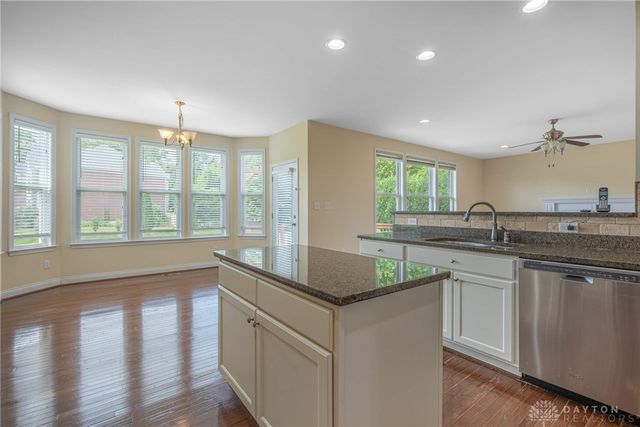 10049 Meadow Woods Lane, Washington Twp, OH 45458