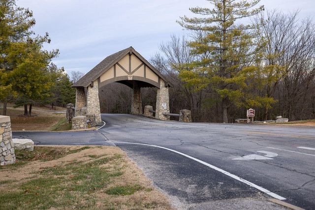 115 Bunker Drive 2, Branson West, MO 65737