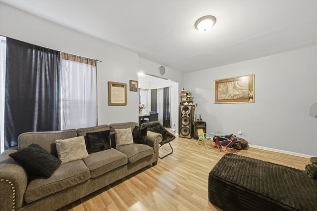 7717 S Sangamon Street, Chicago, IL 60620