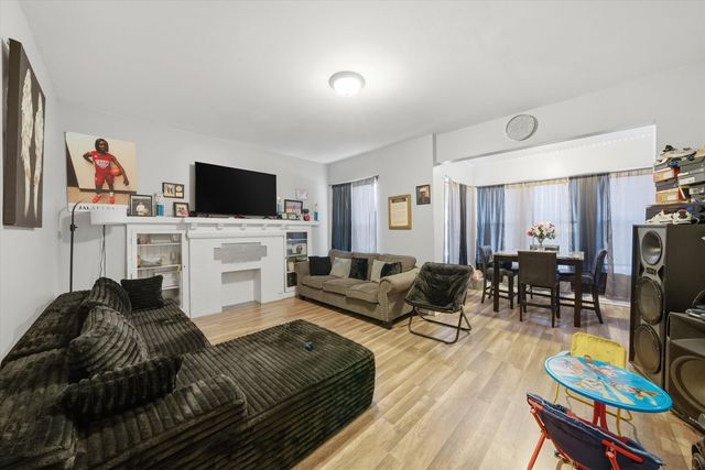 7717 S Sangamon Street, Chicago, IL 60620