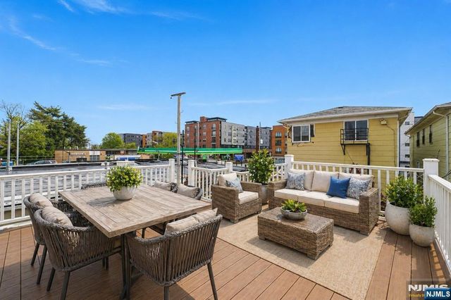 331 Essex Street, Harrison, NJ 07029
