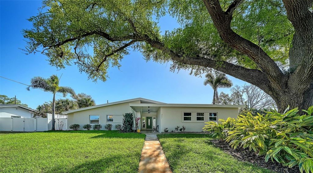 3451 FAIR OAKS PLACE, Sarasota, FL 34239
