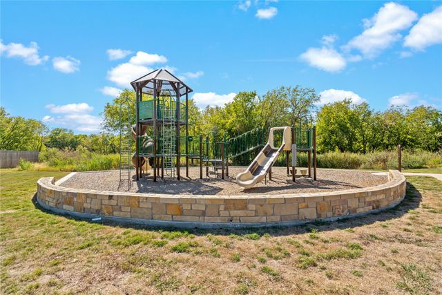 2400 Southern Magnolia Drive, Fort Worth, TX 76123