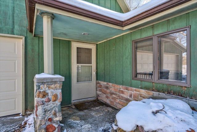 5601 Dahmen Drive, Waunakee, WI 53597