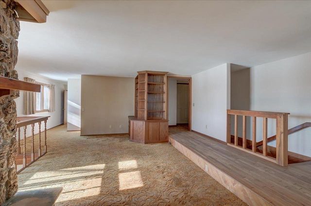 5601 Dahmen Drive, Waunakee, WI 53597